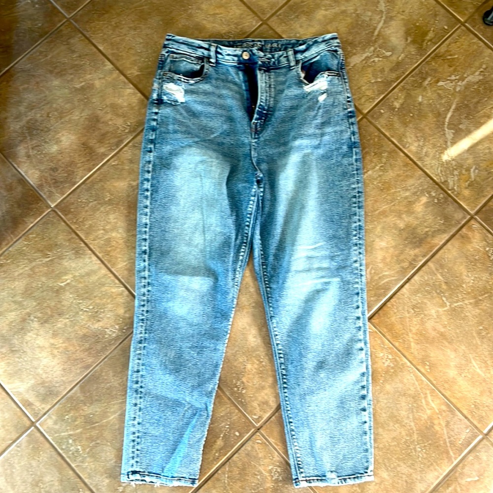 American Eagle Stretch Curvy Mom Jeans